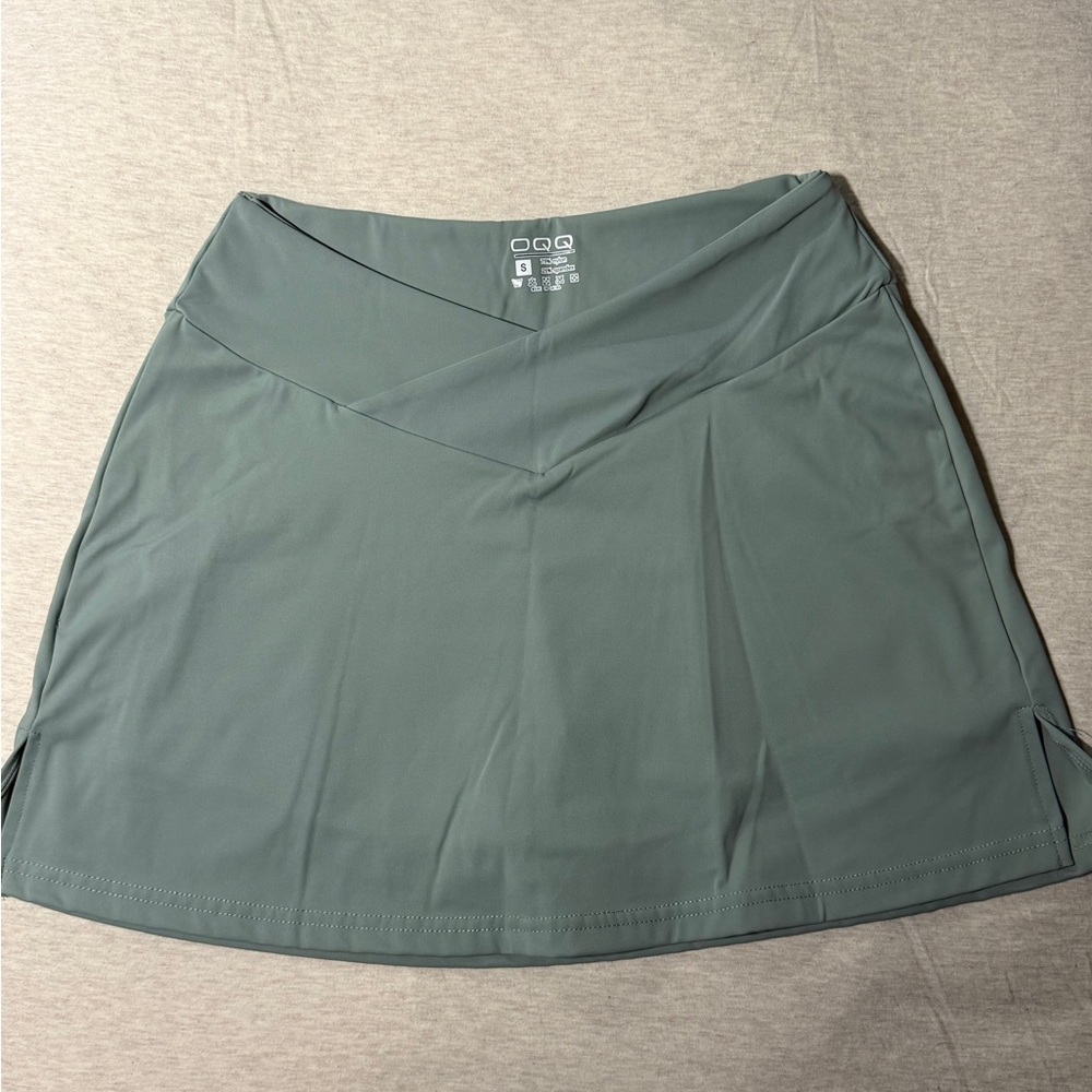 OQQ Green Skort